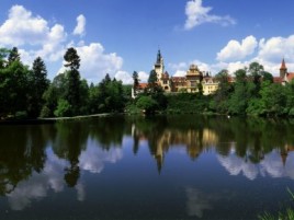Průhonice - zámek s překrásným parkem (chránění UNESCO)